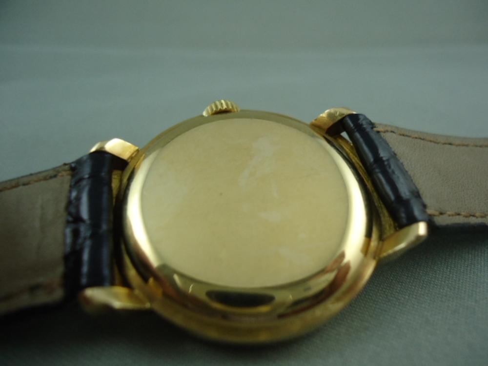 Patek Hooded Réf 484 or jaune un Collector