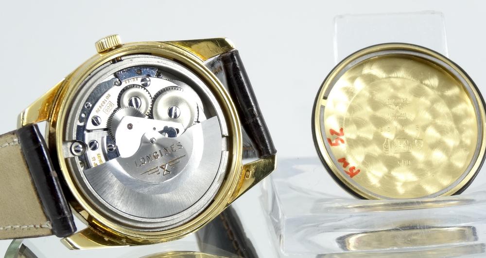 Longines Conquest Automatique avec Date