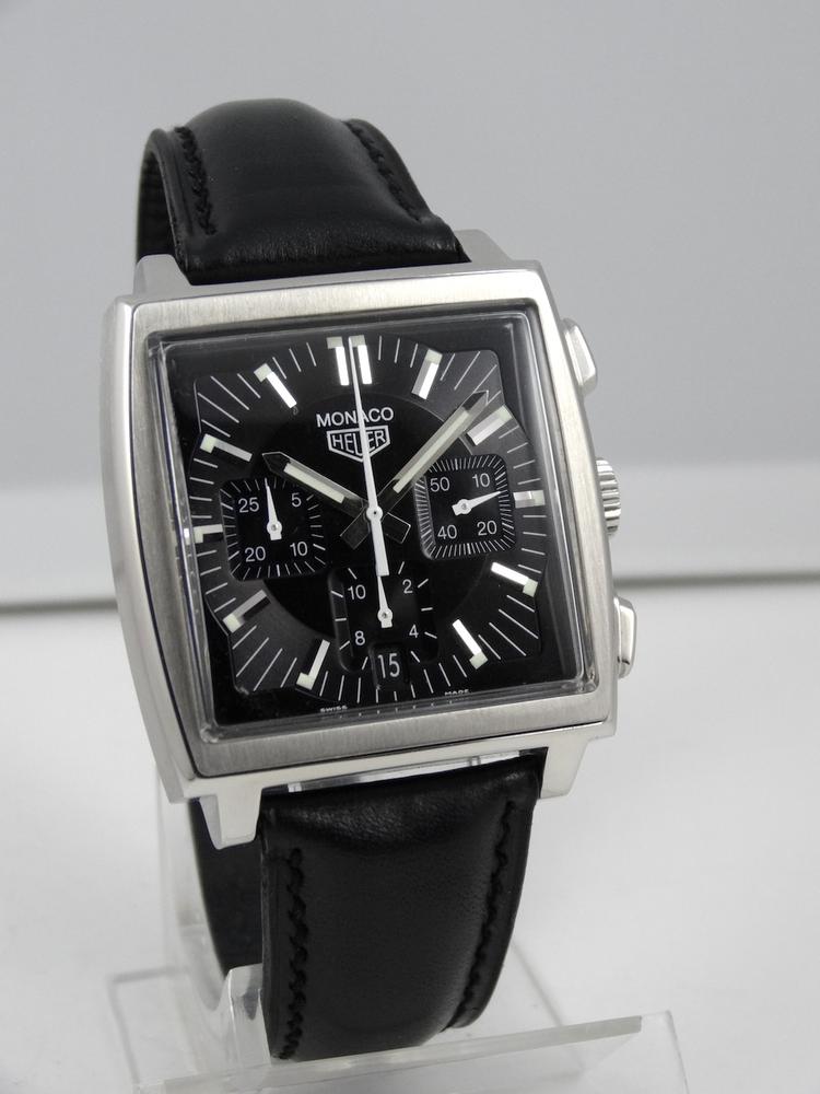 TAG Heuer Monaco chrono Noir ''Steve Mc Queen'' Boite & Papiers