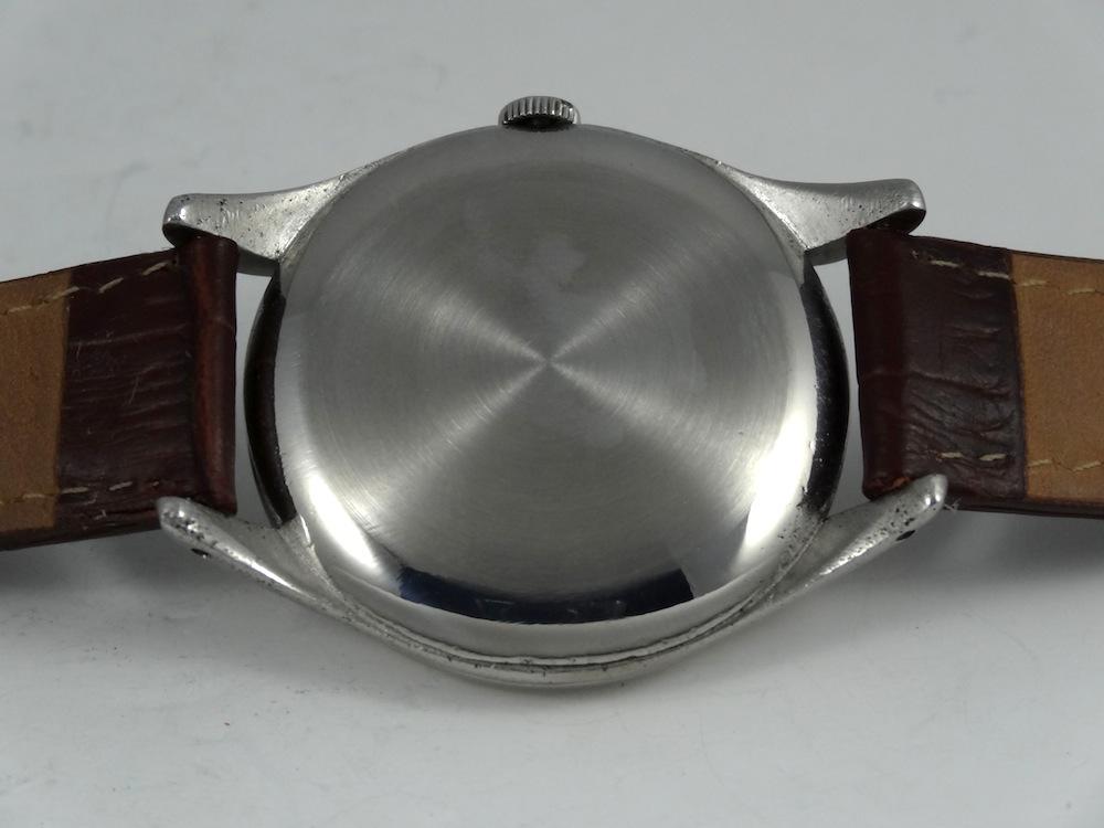 Omega 30t2 acier Grande Taille 37mm cadran crème
