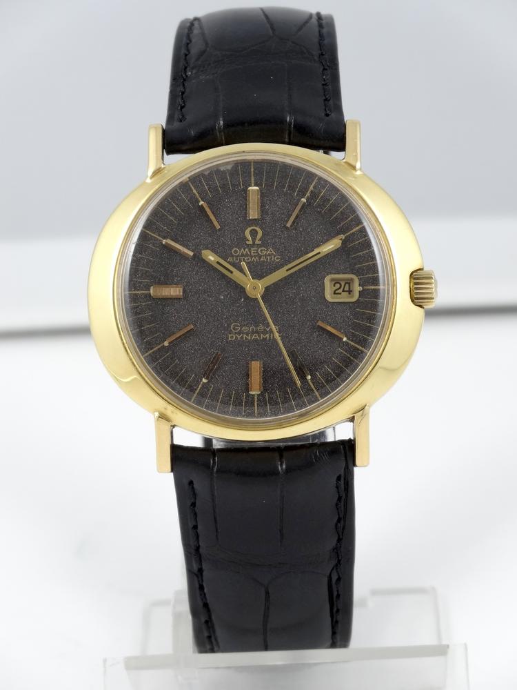 Omega Dynamic cadran noir Jumbo Or jaune dato Automatic