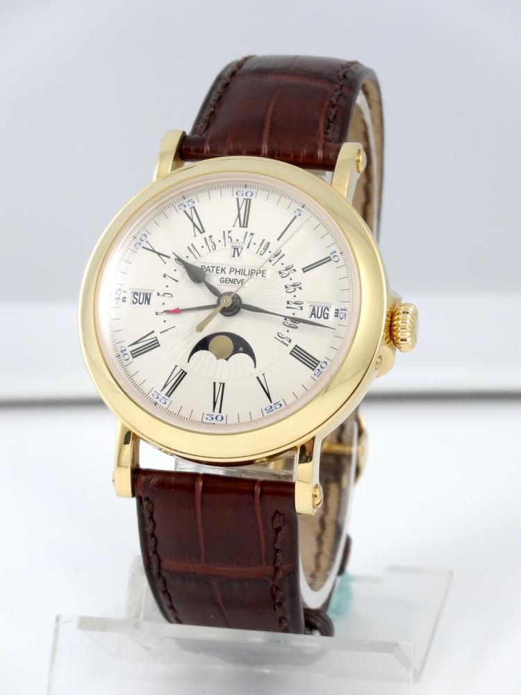 Patek Philippe Calendrier Perpétuel Date rétrograde Boitier Officier