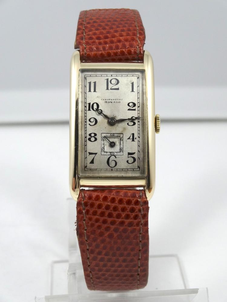 Movado Chronomètre Tank Cintrée