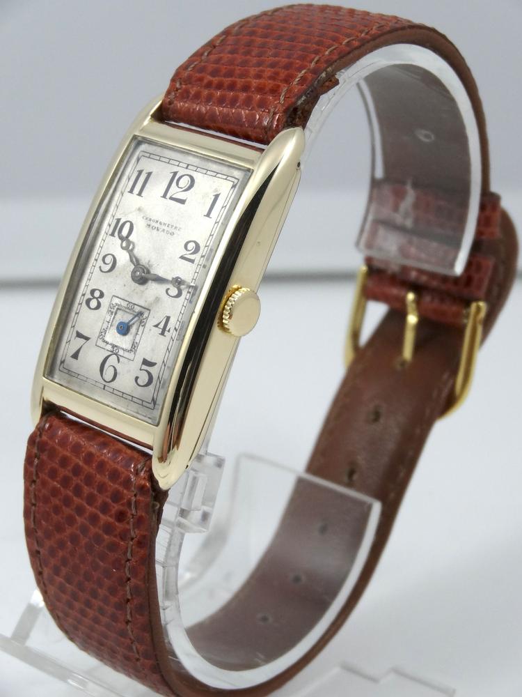 Movado Chronomètre Tank Cintrée