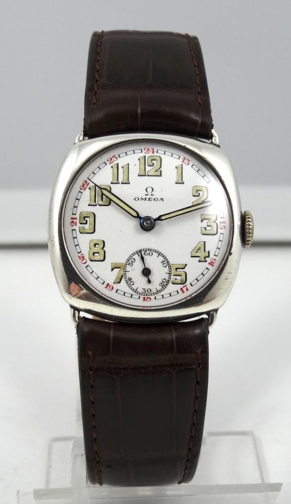 Omega Carré Cintrée Anses Fixes Datant de 1929 Porcelaine