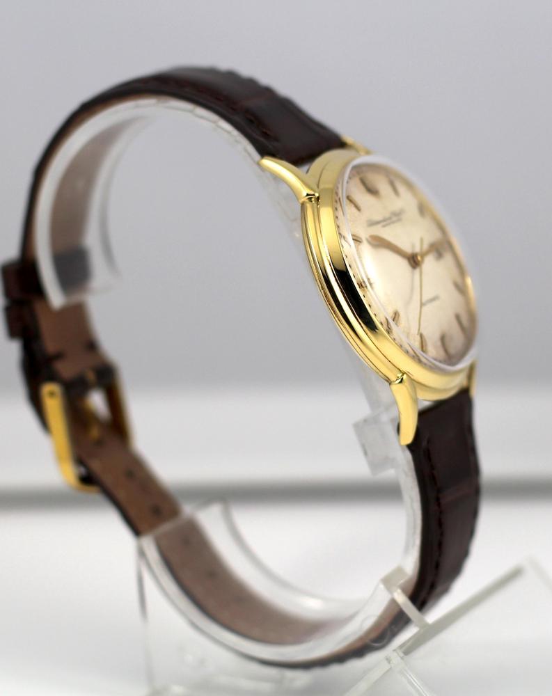 IWC Automatique style Calatrava or jaune année 50