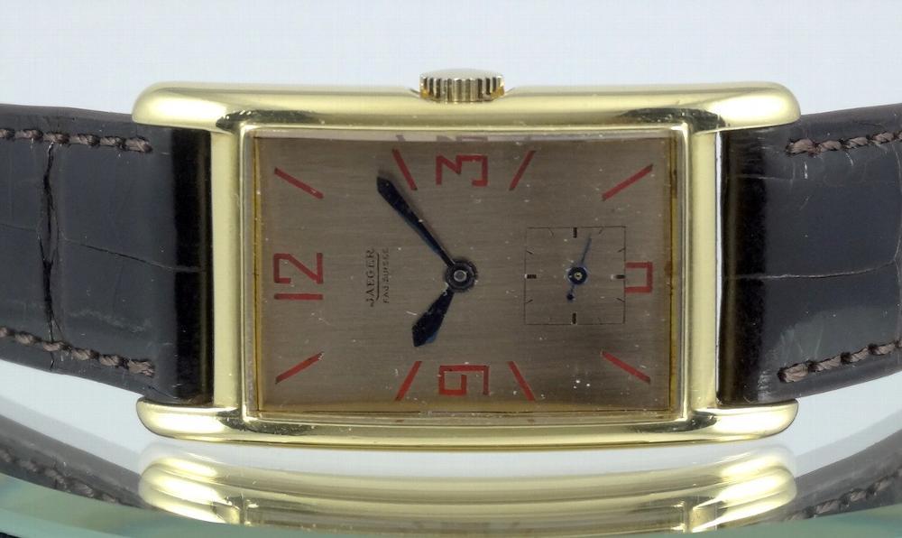 Jaeger-LeCoultre Jaeger Tank Curvex Solo Tempo cadran index Corail