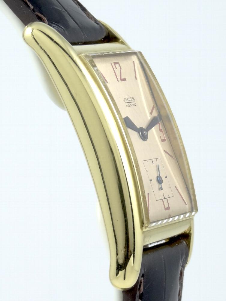 Jaeger-LeCoultre Jaeger Tank Curvex Solo Tempo cadran index Corail