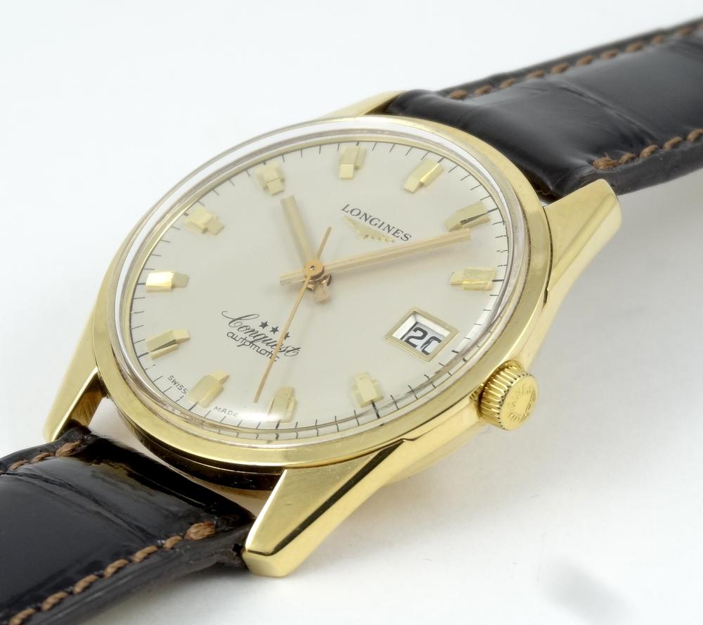 Longines Conquest Automatique avec Date