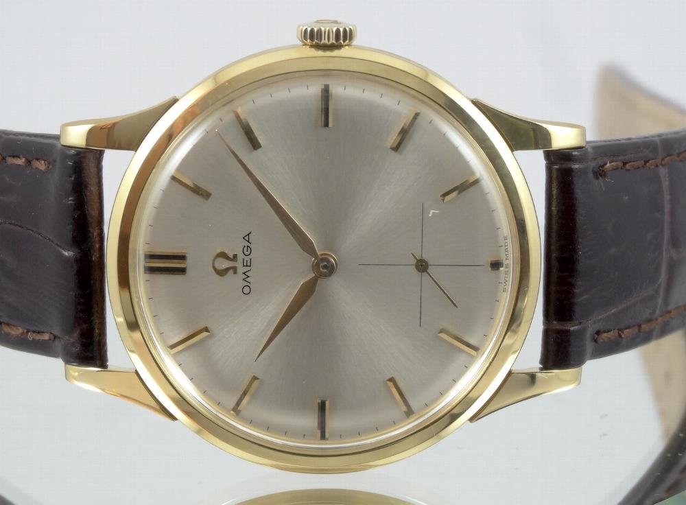 Omega Style Calatrava or jaune 35mm