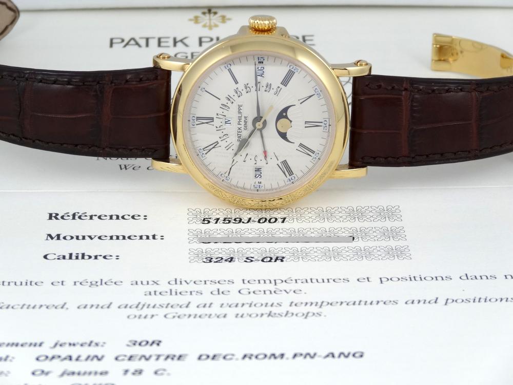 Patek Philippe Calendrier Perpétuel Date rétrograde Boitier Officier