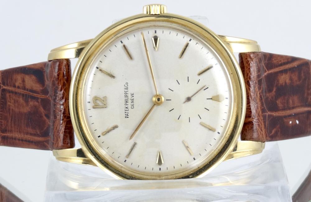 Patek Philippe Réf 2452 Calatrava Or jaune Circa 1950