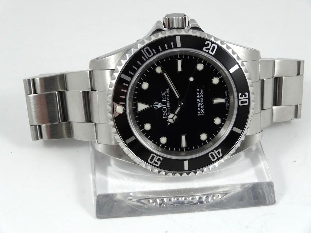 Rolex Submariner Sans Date 14060M année 2002 Boite & Papiers