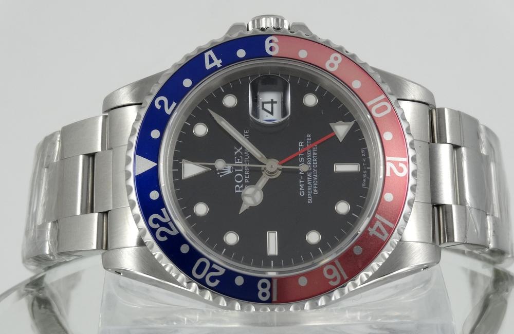 Rolex GMT Full Set Lunette Pepsi Faded Série N