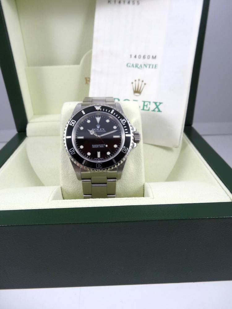 Rolex Submariner Sans Date 14060M année 2002 Boite & Papiers