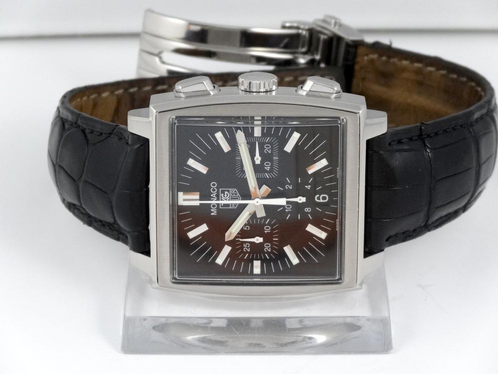 TAG Heuer Monaco cadran Noir boite et papiers