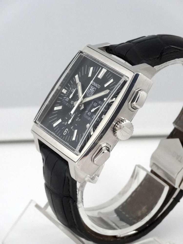 TAG Heuer Monaco cadran Noir boite et papiers