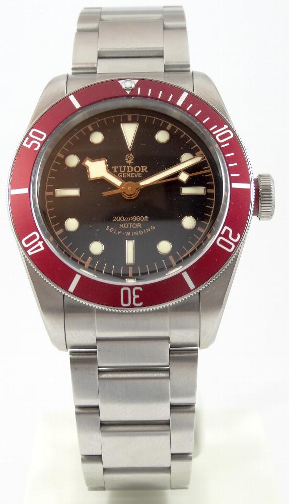 Tudor Heritage Black Bay Burgundi