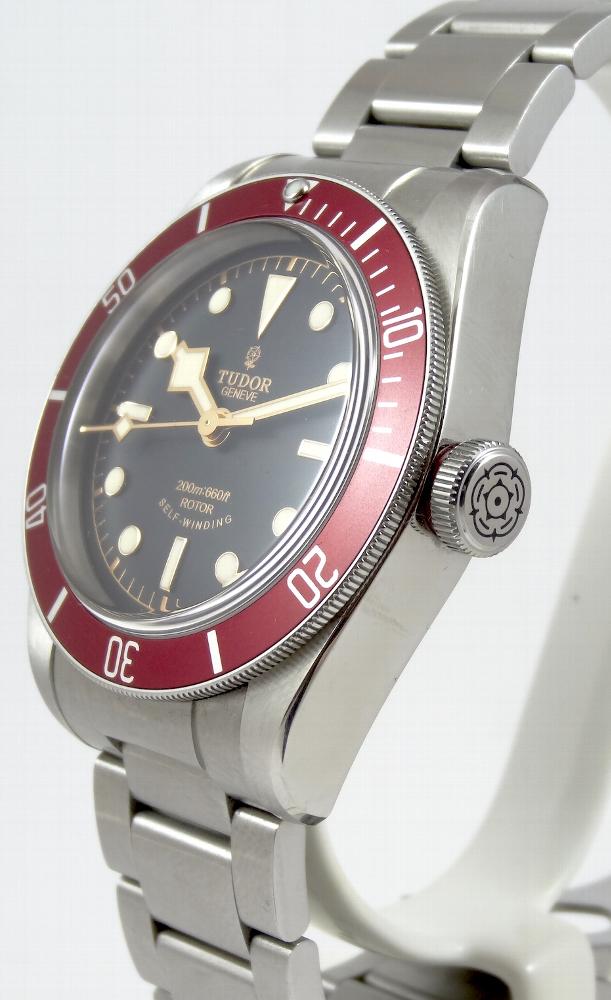 Tudor Heritage Black Bay Burgundi