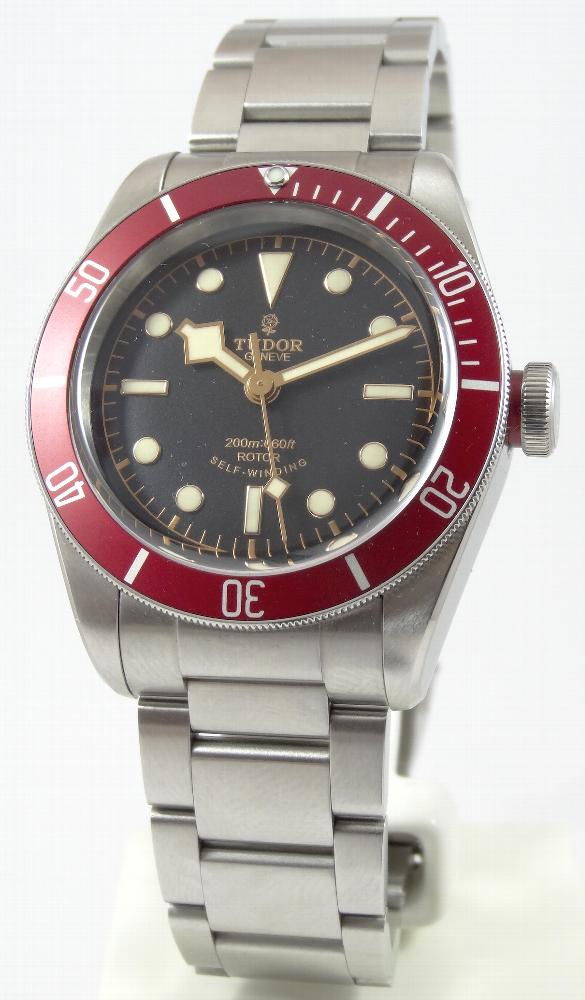 Tudor Heritage Black Bay Burgundi