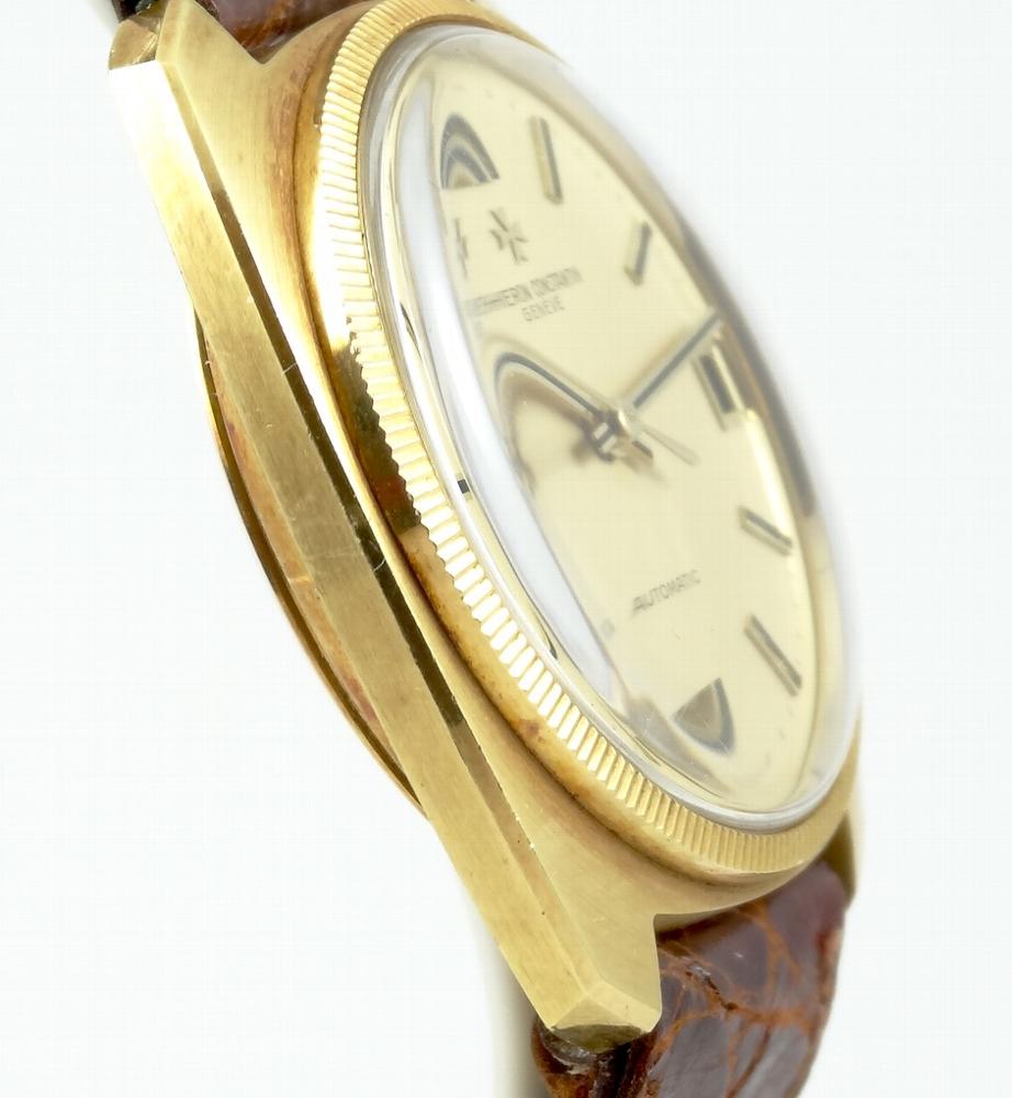 Vacheron Constantin Tonneau or jaune Automatique Jamais Polie