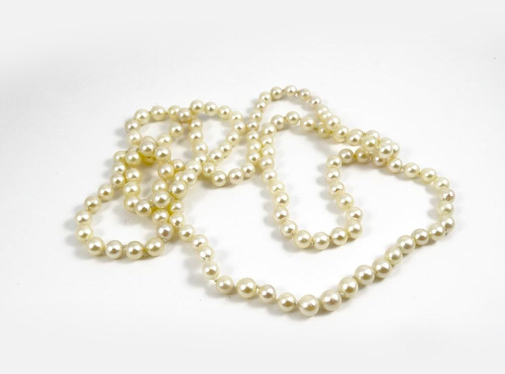 Sautoir de perles de cultures
