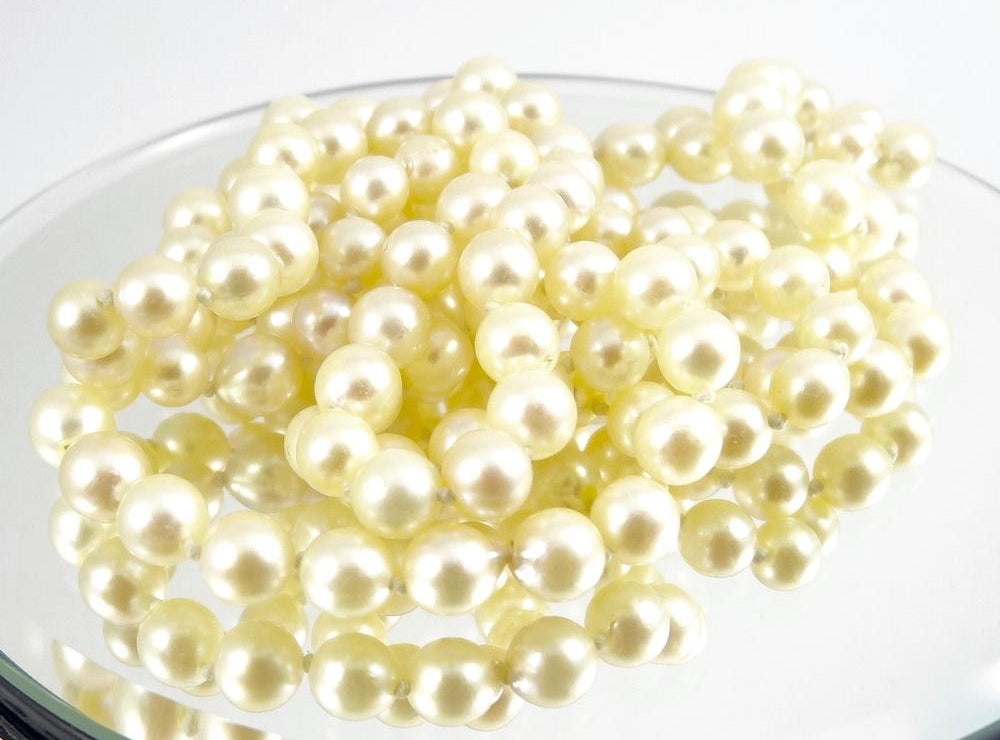 Sautoir de perles de cultures