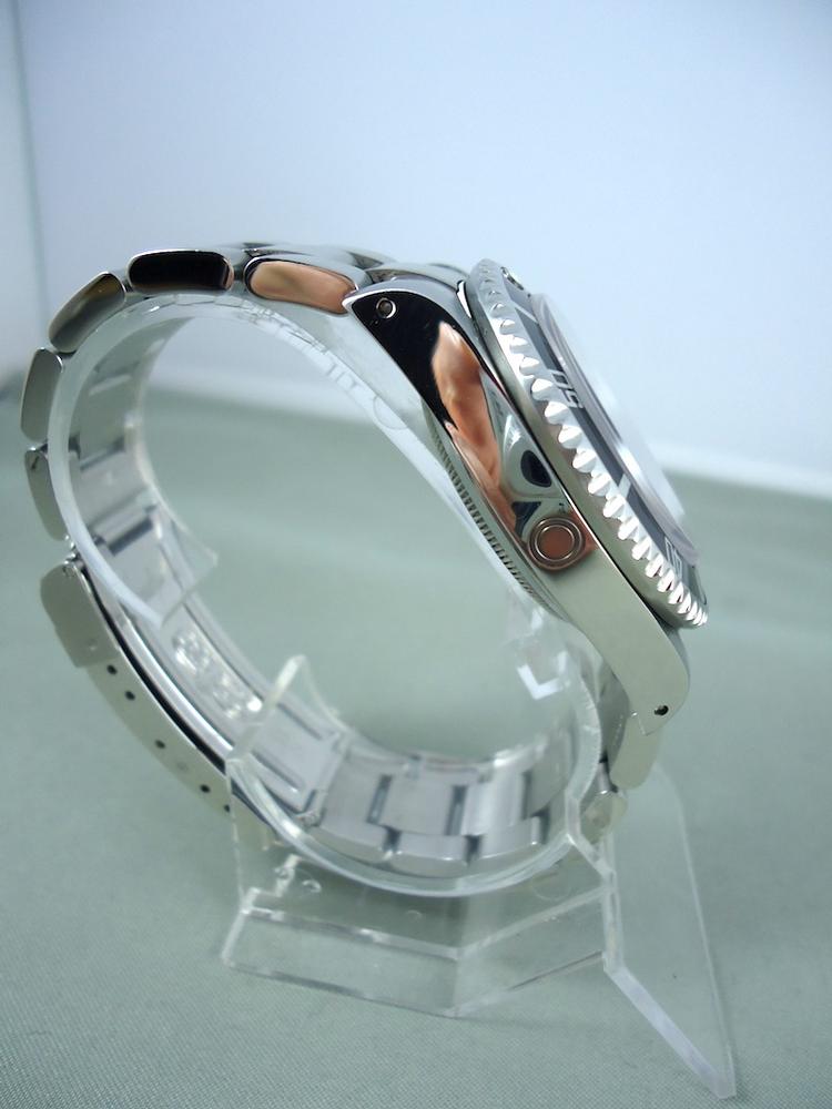 Rolex Seadweller acier référence 16600