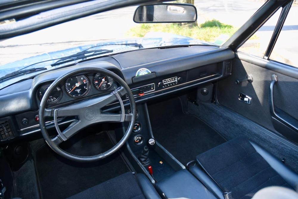 Porsche 914, 4 cylindres 2.0l (100cv) Circa 1973