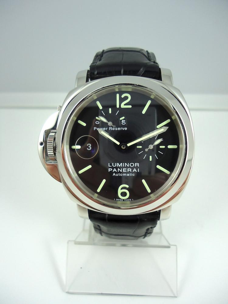 Luminor Panerai Reserve de Marche Gaucher PAM123