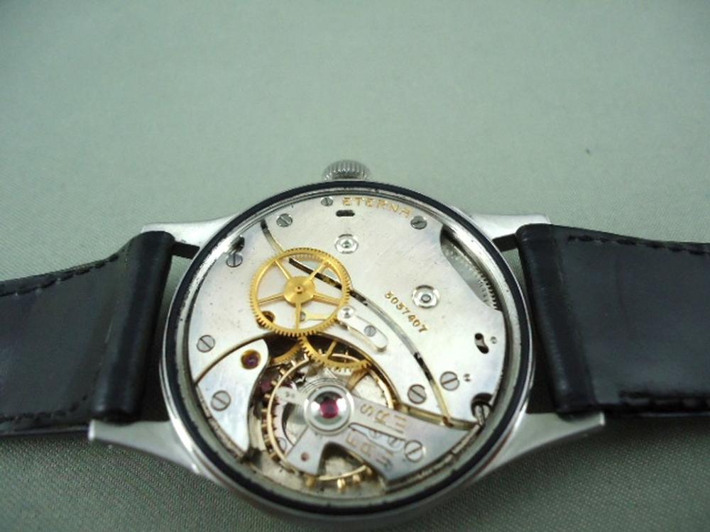 Eterna Cadran laqué Noir acier