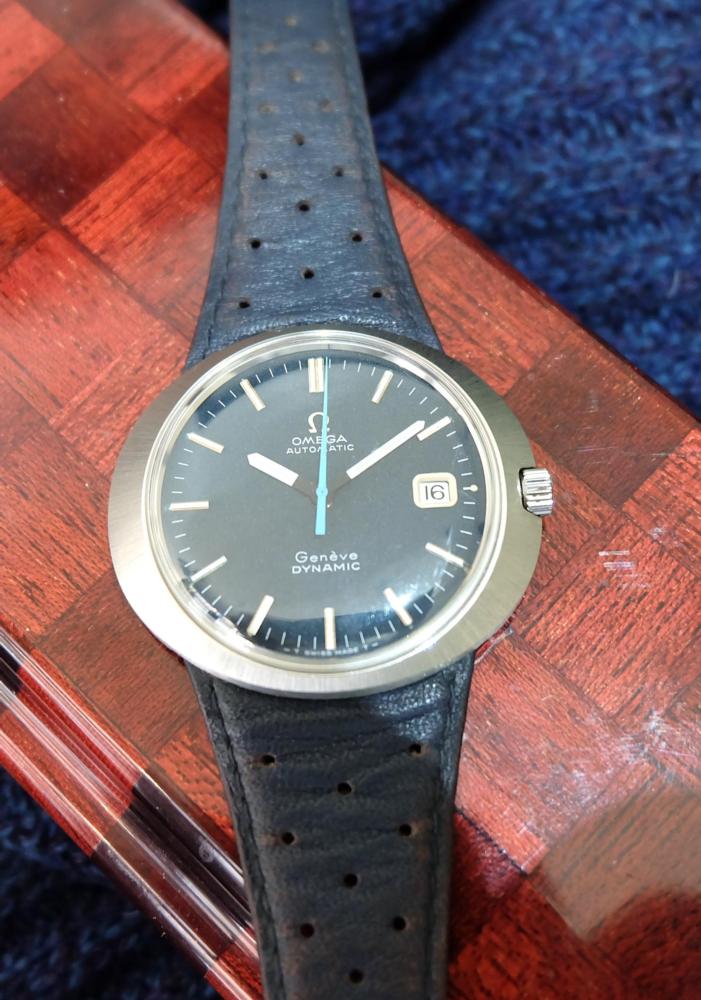Omega Dynamic automatique cadran Bleu Jamais polie