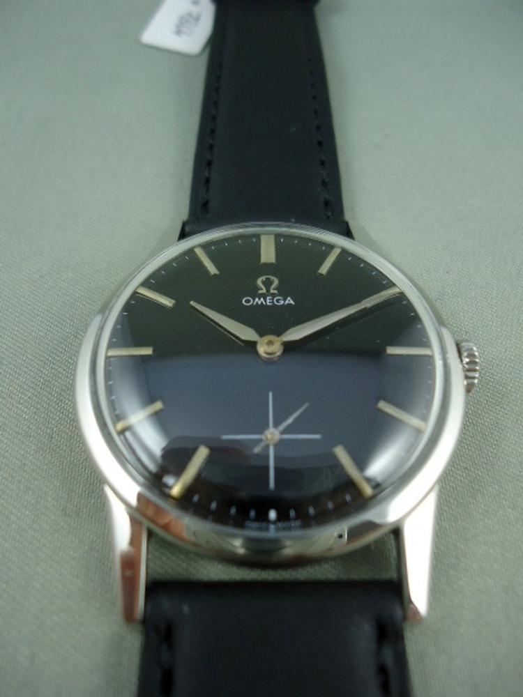 Omega cadran Noir Laqué Référence 30 T 2