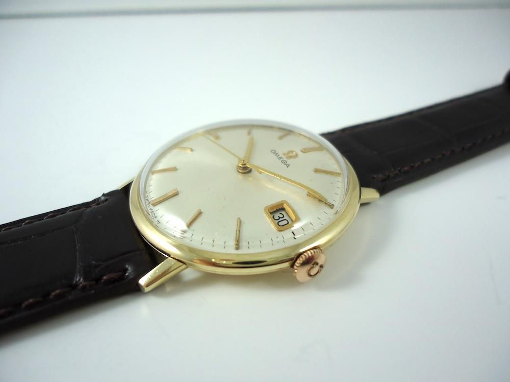 Omega or jaune Dato