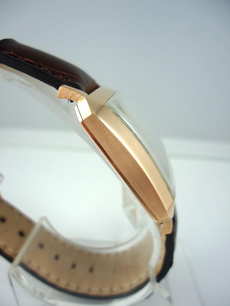 Jaeger lecoultre automatique taille coussin or rose