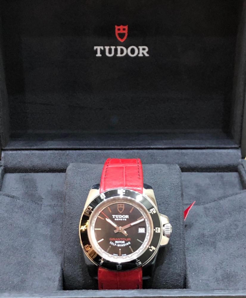 Tudor Grantour Date