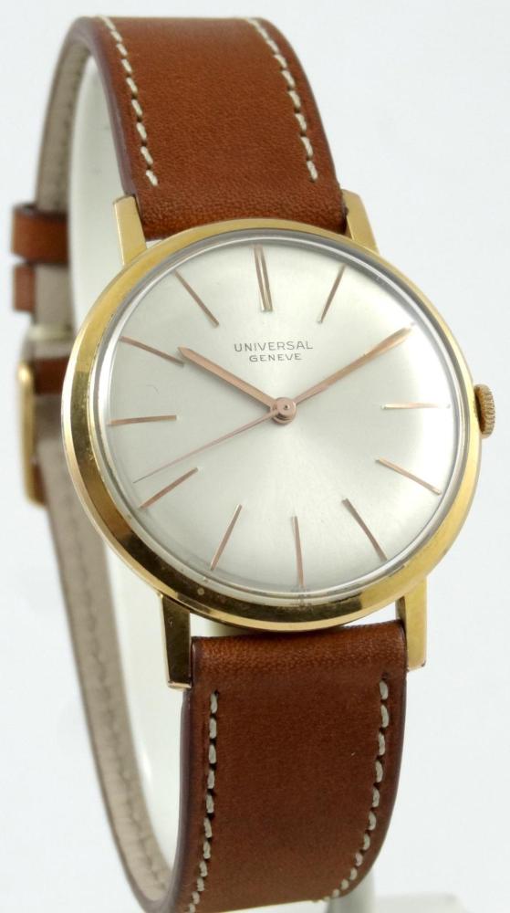 Universal Solo Tempo plaqué or 34mm