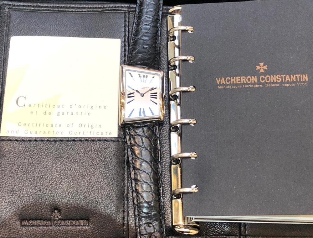 Vacheron Constantin Tank Asymétrique 1972 Boite et papiers comme neuve