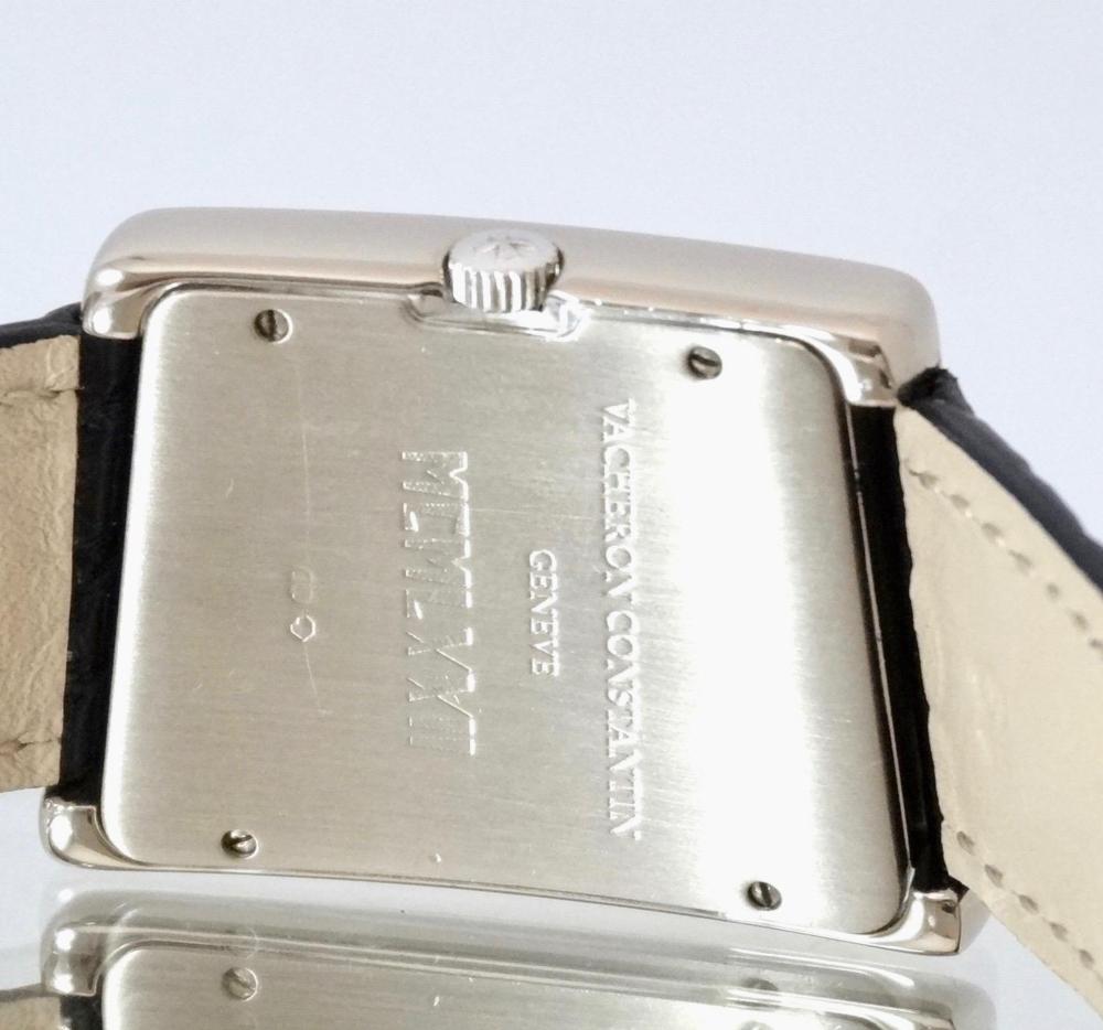 Vacheron Constantin Tank Asymétrique 1972 Boite et papiers comme neuve