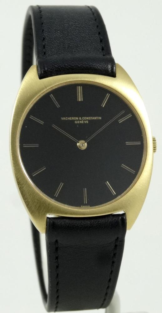 Vacheron Constantin Réf 2093 Tonneau cadran noir laqué