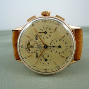 Universal Chrono Tri-Compax Grande Taille Or rose