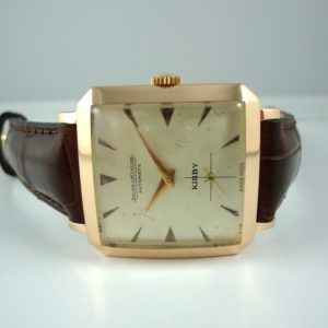 Jaeger lecoultre automatique taille coussin or rose