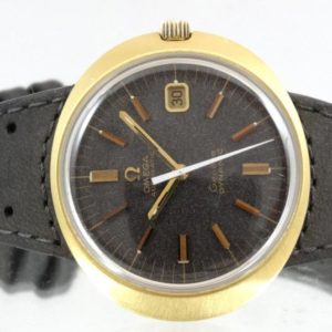 Omega Dynamic Date or jaune cadran Noir Stardust