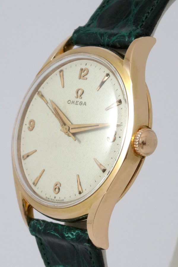 Omega Calatrava Cadran Nid d'Abeille 1954