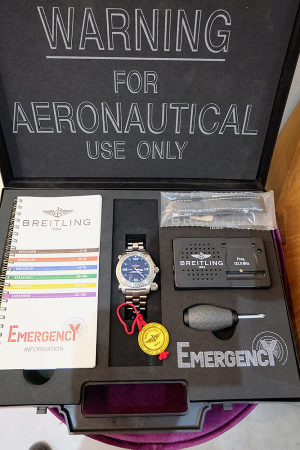 Breitling Emergency Titane comme neuve