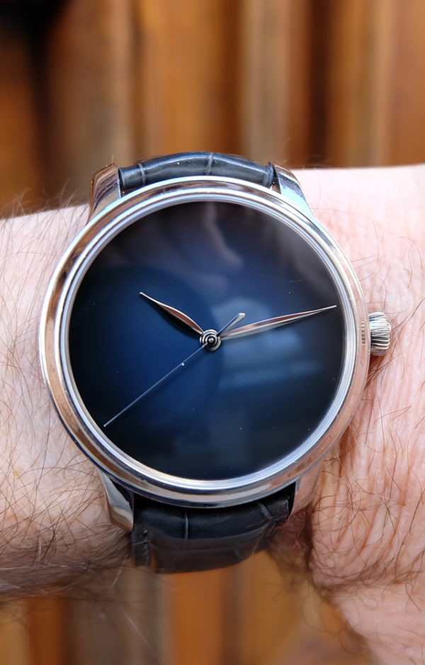 H.Moser & Cie Endeavour Centre Seconds Concept or blanc