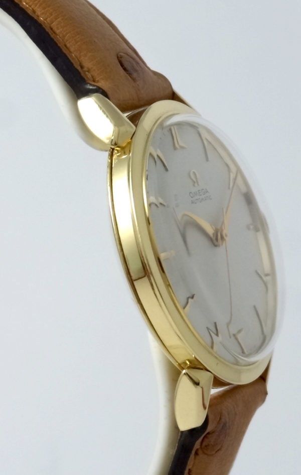 Omega Calatrava automatique Réf 2710 circa 1954