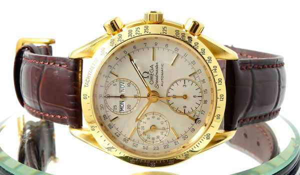 Omega Speedmaster Day Date Or jaune