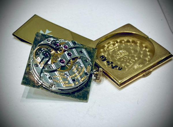 Vacheron Tank Solo Tempo Anses Florales